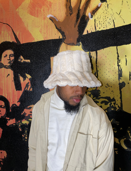 KH15 | FRENCH VANILLA FUR BUCKET HAT